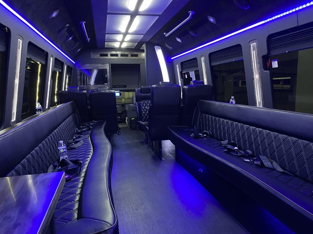 LUXURY limo service Detroit