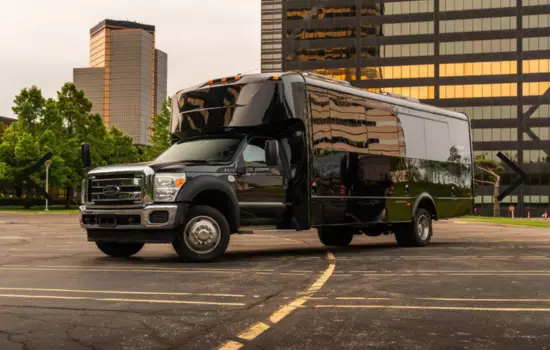 30 passengers Party bus ford E450 2023